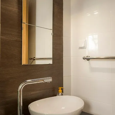 C14 - Casa Da * Senhora da Luz