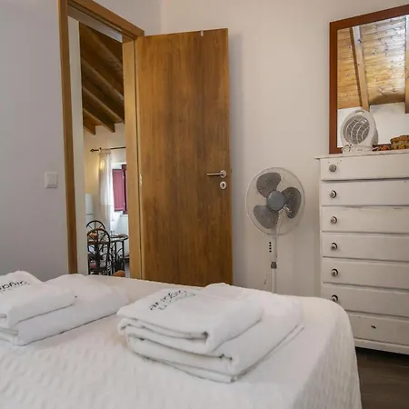 C14 - Casa Da Senhora da Luz